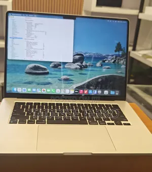 New Laptop Apple MacBook Air 2024 M3 15-Inch 8GB Apple M3 SSD 256GB