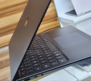 New Laptop Microsoft Surface 16GB Intel Core I7 SSD 256GB