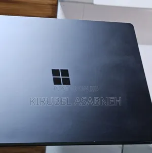 New Laptop Microsoft Surface 16GB Intel Core I7 SSD 256GB