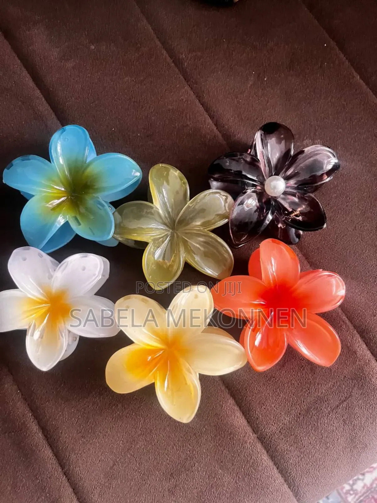 Flowe Claw Clips