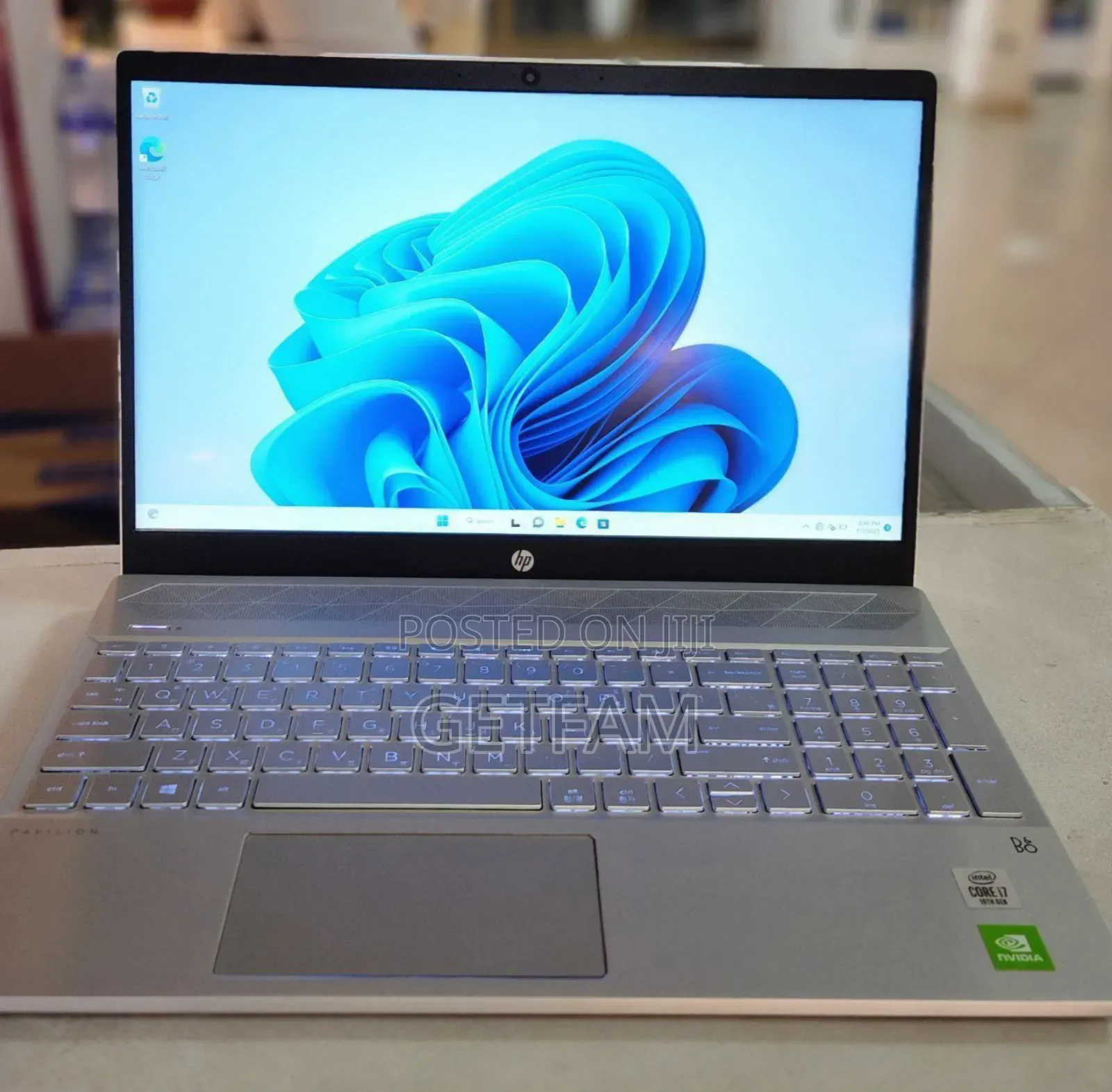 New Laptop HP Pavilion 15 16GB Intel Core I7 SSD 512GB