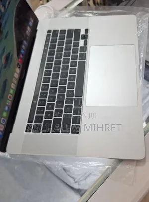 New Laptop Apple MacBook Pro 2019 64GB Intel Core I9 SSD 1T