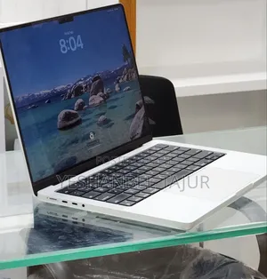 New Laptop Apple MacBook Pro M1 16GB Apple M1 Pro SSD 512GB