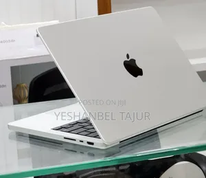 New Laptop Apple MacBook Pro M1 16GB Apple M1 Pro SSD 512GB