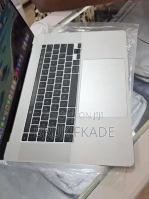 New Laptop Apple MacBook Pro 2019 64GB Intel Core I9 SSD 1T