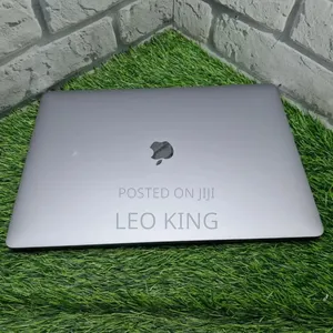 New Laptop Apple MacBook Pro 2019 32GB Intel Core I9 SSD 1T