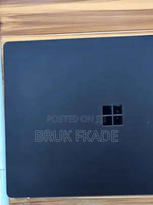 New Laptop Microsoft Surface 16GB Intel Core I7 SSD 256GB