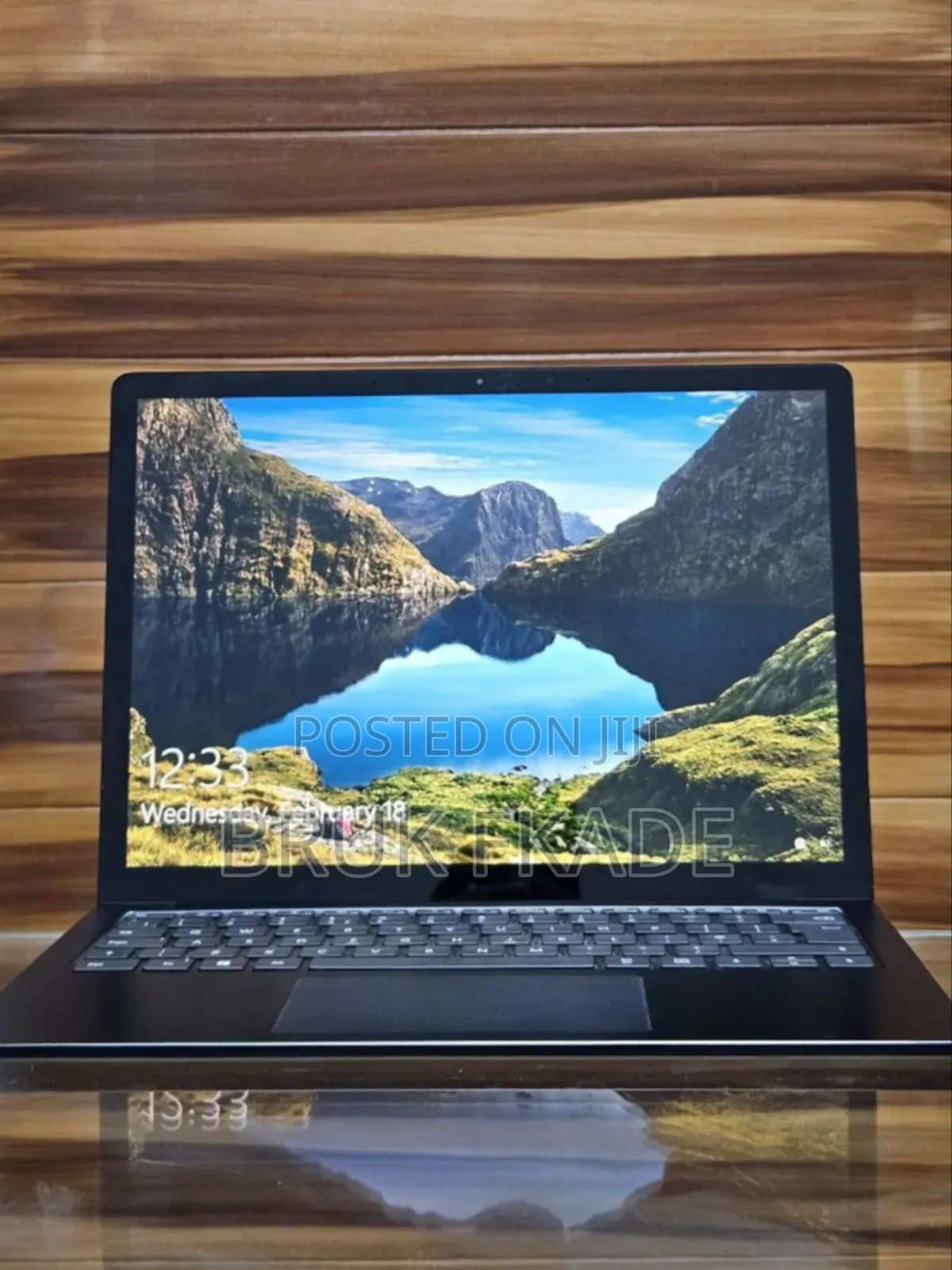 New Laptop Microsoft Surface 16GB Intel Core I7 SSD 256GB