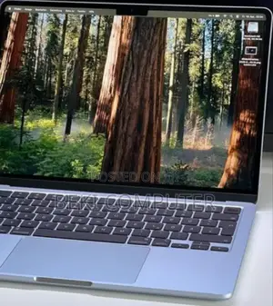 New Laptop Apple MacBook Air 2025 M4 13-Inch 16GB Apple M4 SSD 256GB