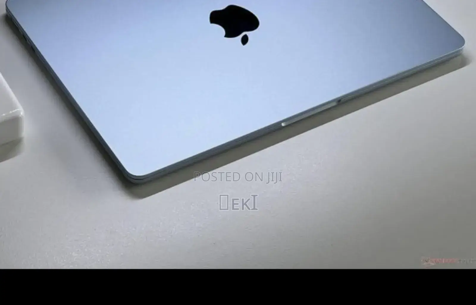 New Laptop Apple MacBook Air 2025 M4 13-Inch 16GB Apple M4 SSD 256GB