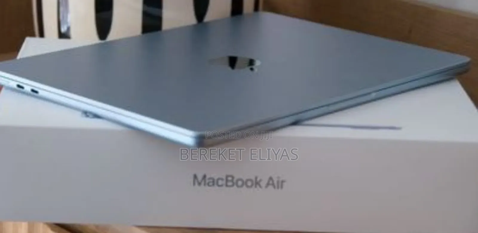 New Laptop Apple MacBook Air 2025 M4 13-Inch 16GB Apple M4 SSD 256GB