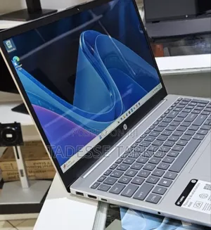 New Laptop HP 16GB Intel Core Ultra 7 SSD 512GB