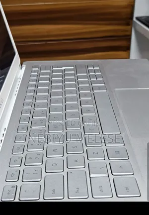 New Laptop Dell Inspiron 14 8GB Intel Core I7 SSD 256GB