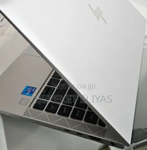 New Laptop HP EliteBook 840 G8 16GB Intel Core I5 SSD 512GB
