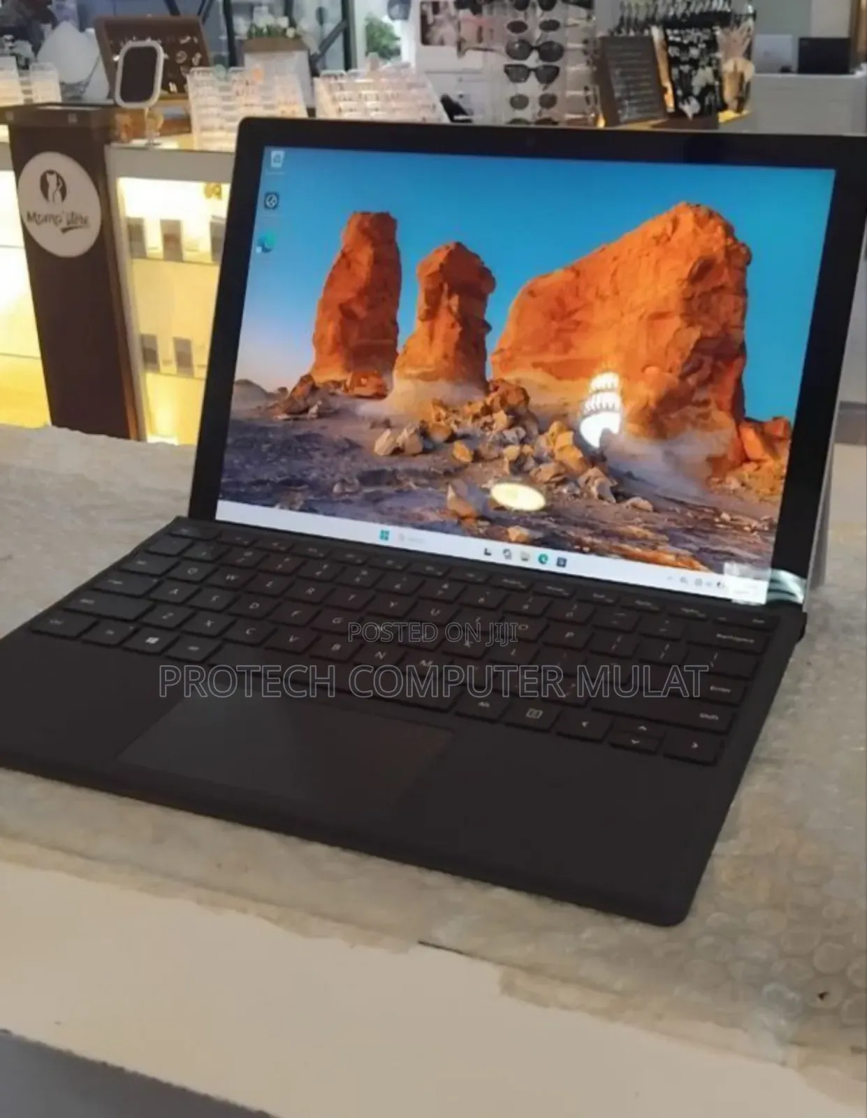 New Laptop Microsoft Surface Pro 7 16GB Intel Core I7 SSD 256GB