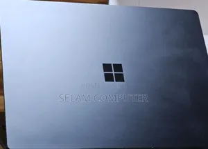 New Laptop Microsoft Surface 16GB Intel Core I7 SSD 256GB