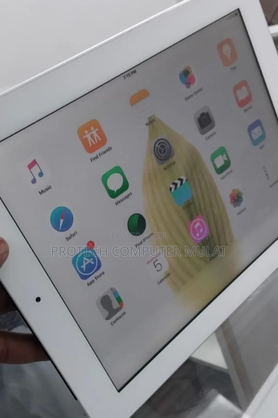 New Apple iPad 3 Wi-Fi + Cellular 32 GB White