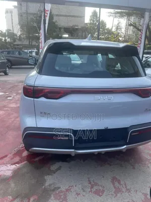 New BYD Yuan Up 2025 Off white