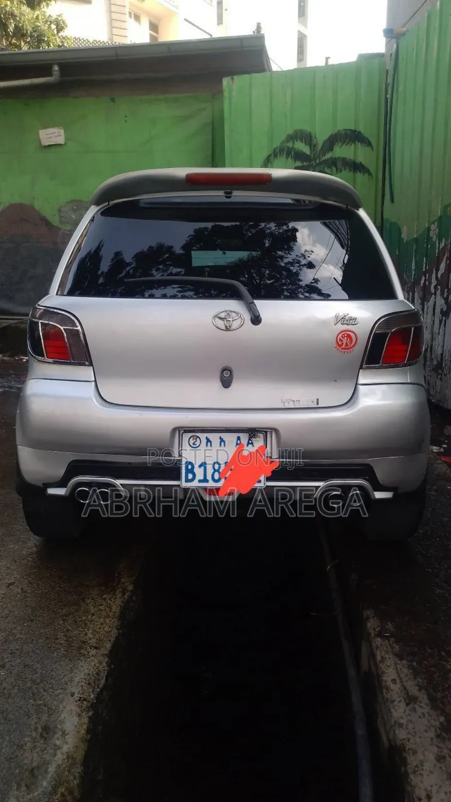 Toyota Vitz 2001 Silver