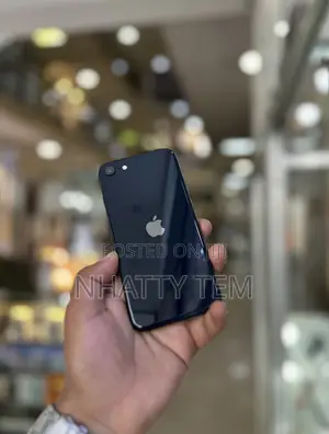 Apple iPhone SE (2022) 64 GB Black