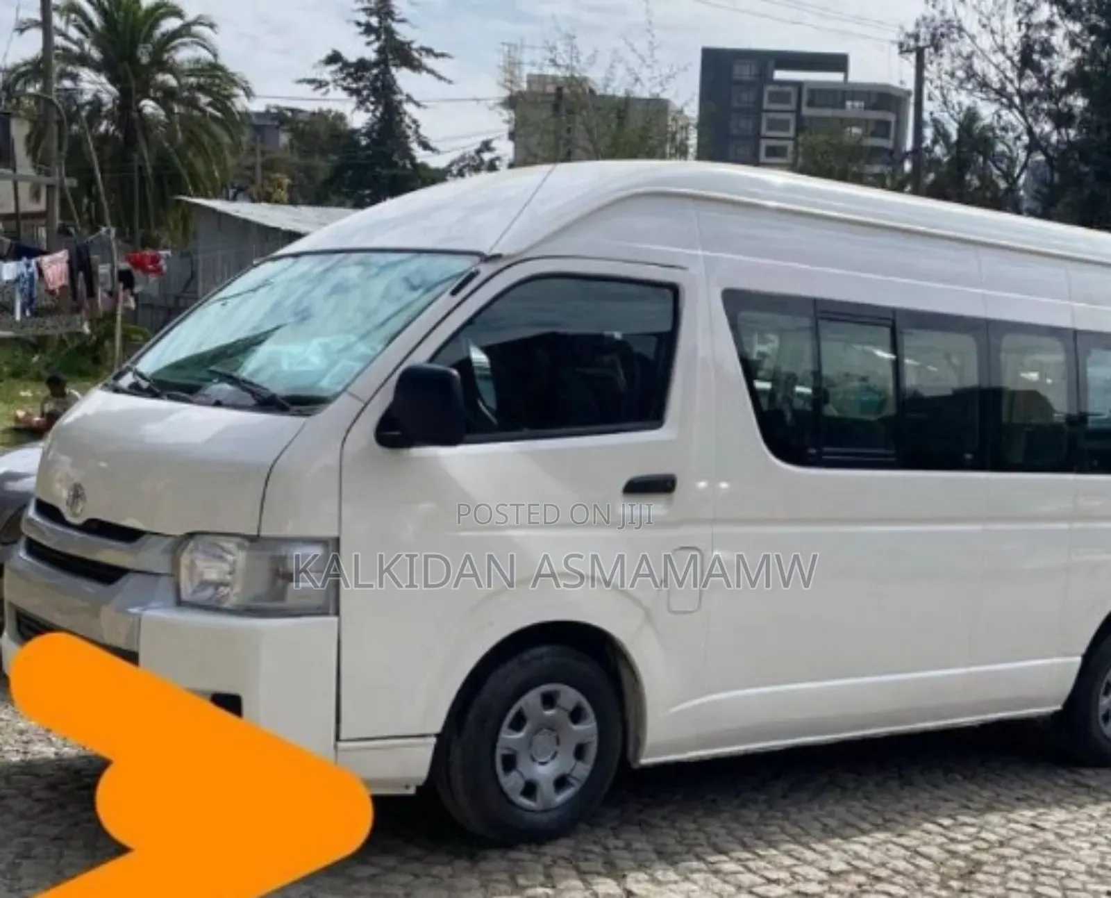Toyota HiAce 2012 White
