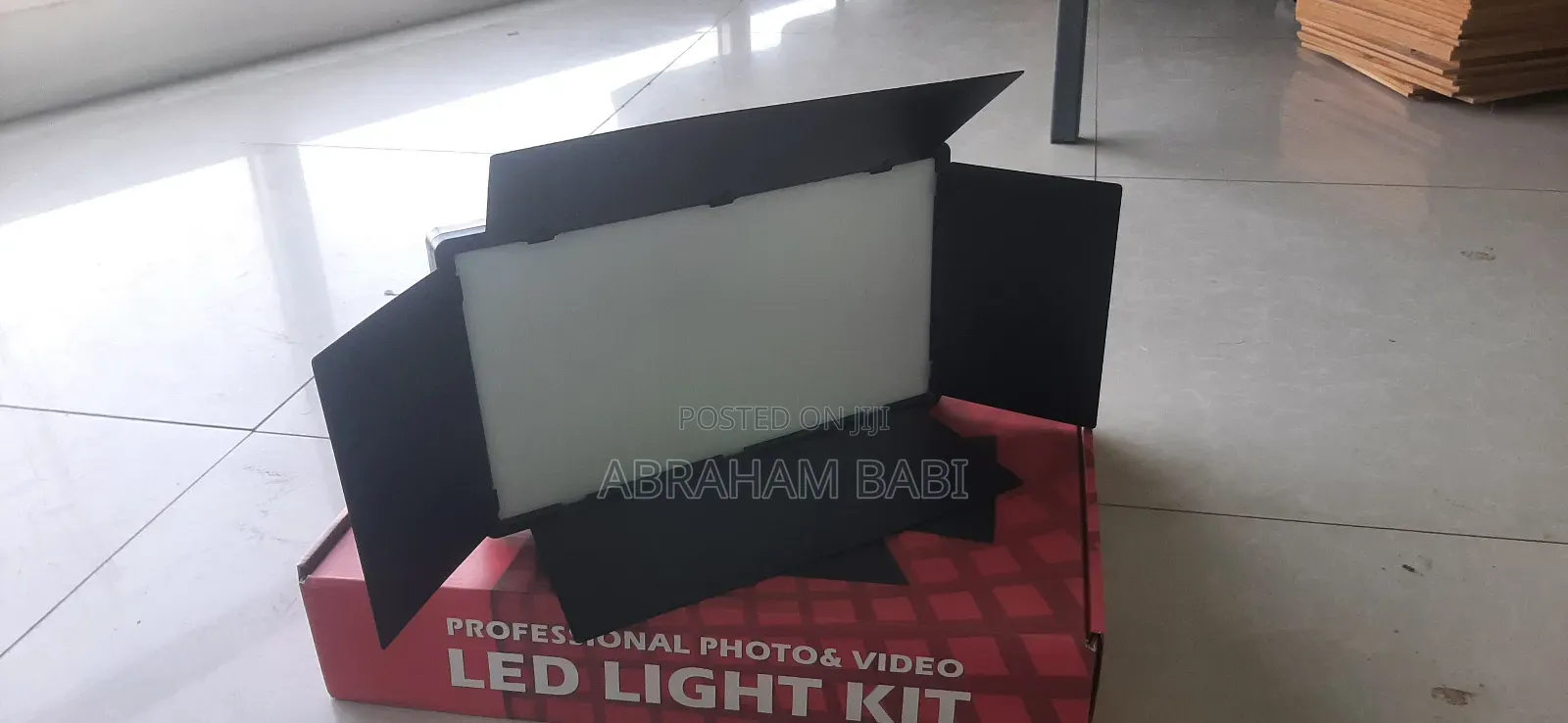 Pro Led 800 RGB Professional Photo and Video Led Light Kit