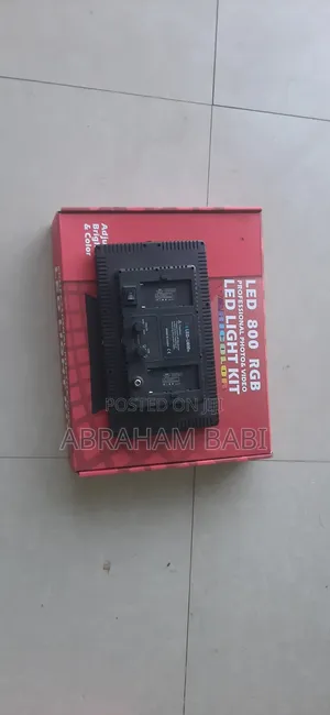 Pro Led 800 RGB Professional Photo and Video Led Light Kit