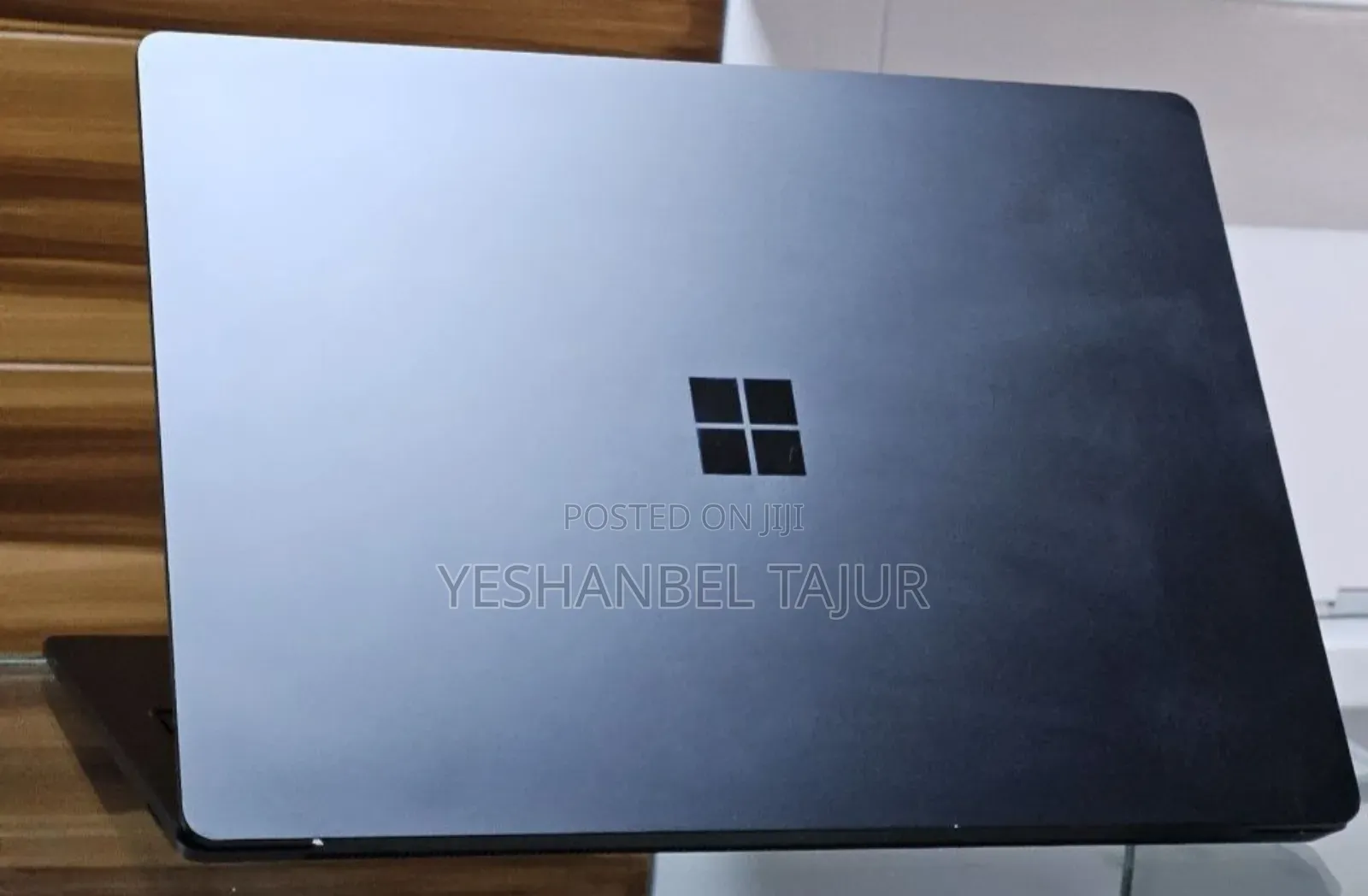 New Laptop Microsoft Surface 16GB Intel Core I7 SSD 256GB