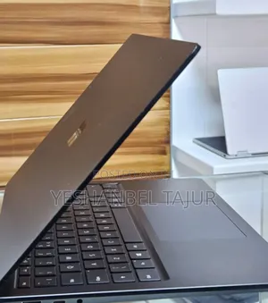 New Laptop Microsoft Surface 16GB Intel Core I7 SSD 256GB