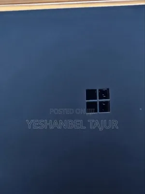 New Laptop Microsoft Surface 16GB Intel Core I7 SSD 256GB