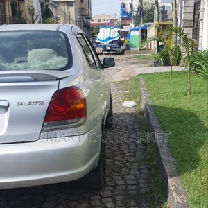 Toyota Platz 2005 Blue