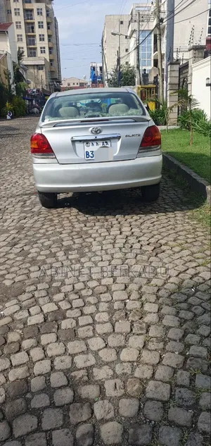 Toyota Platz 1.0 FWD 2005 Silver