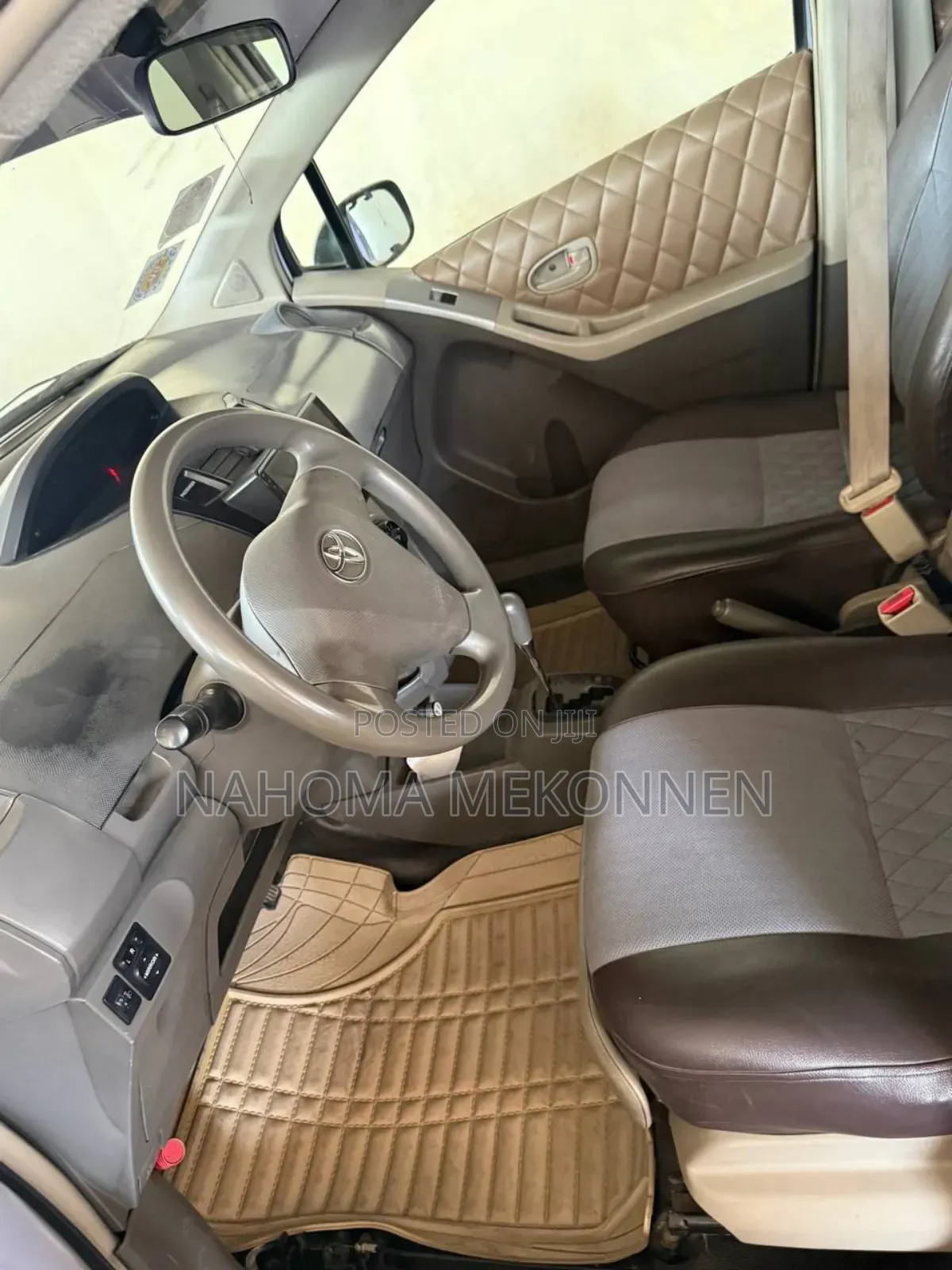 Toyota Yaris 2009 Pink