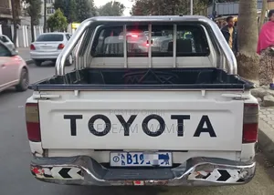 Toyota Hilux 1999