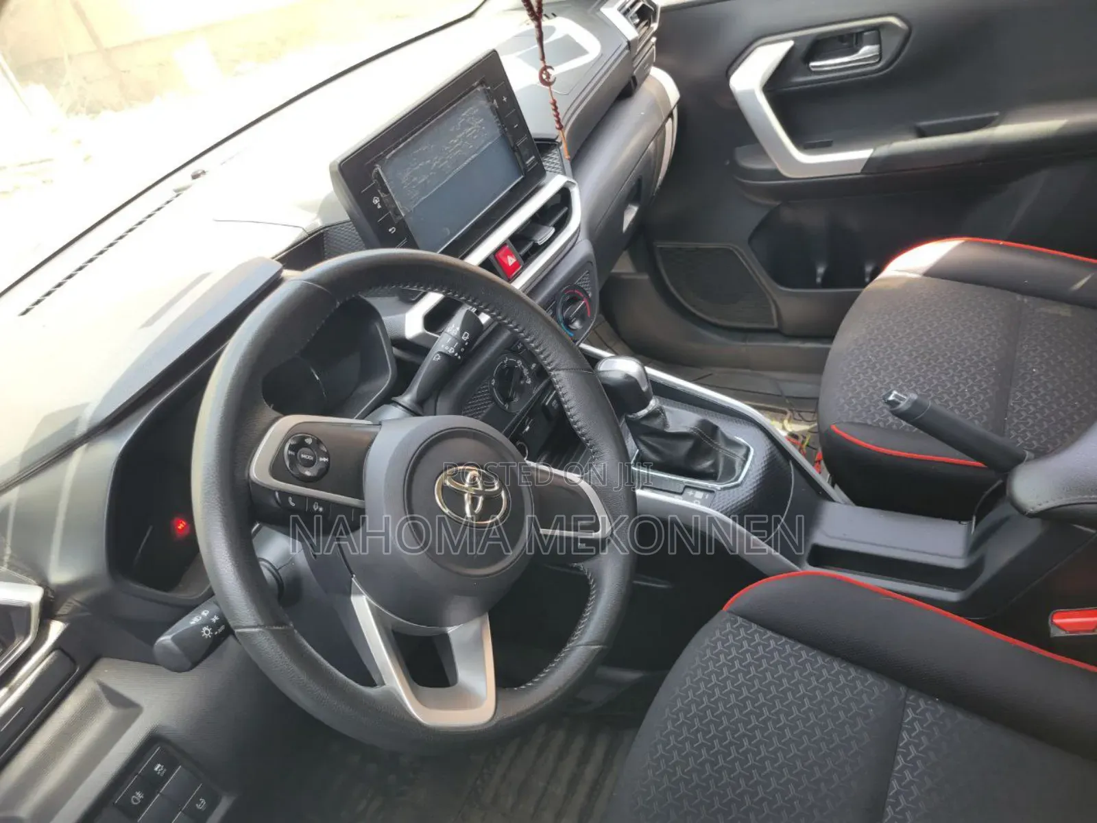 Toyota Raize 2021 Silver