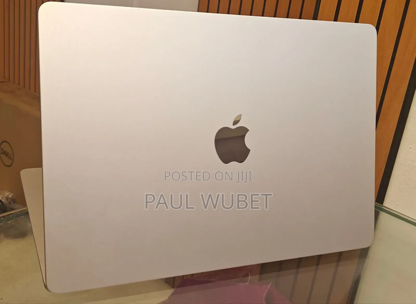 New Laptop Apple MacBook Air 2022 M2 8GB Apple M3 Max SSD 256GB