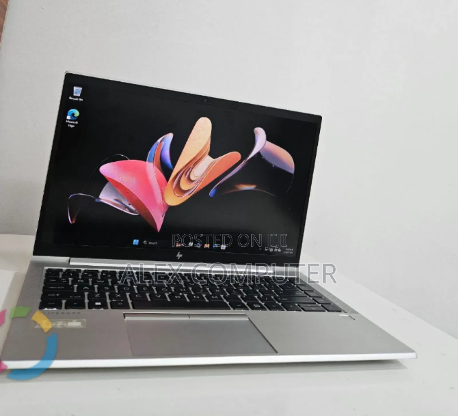 New Laptop HP EliteBook 845 G8 16GB AMD Ryzen 5 SSD 512GB