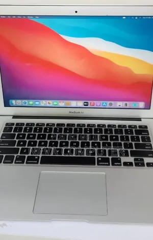 New Laptop Apple MacBook Air 2017 8GB Intel Core I5 SSD 256GB