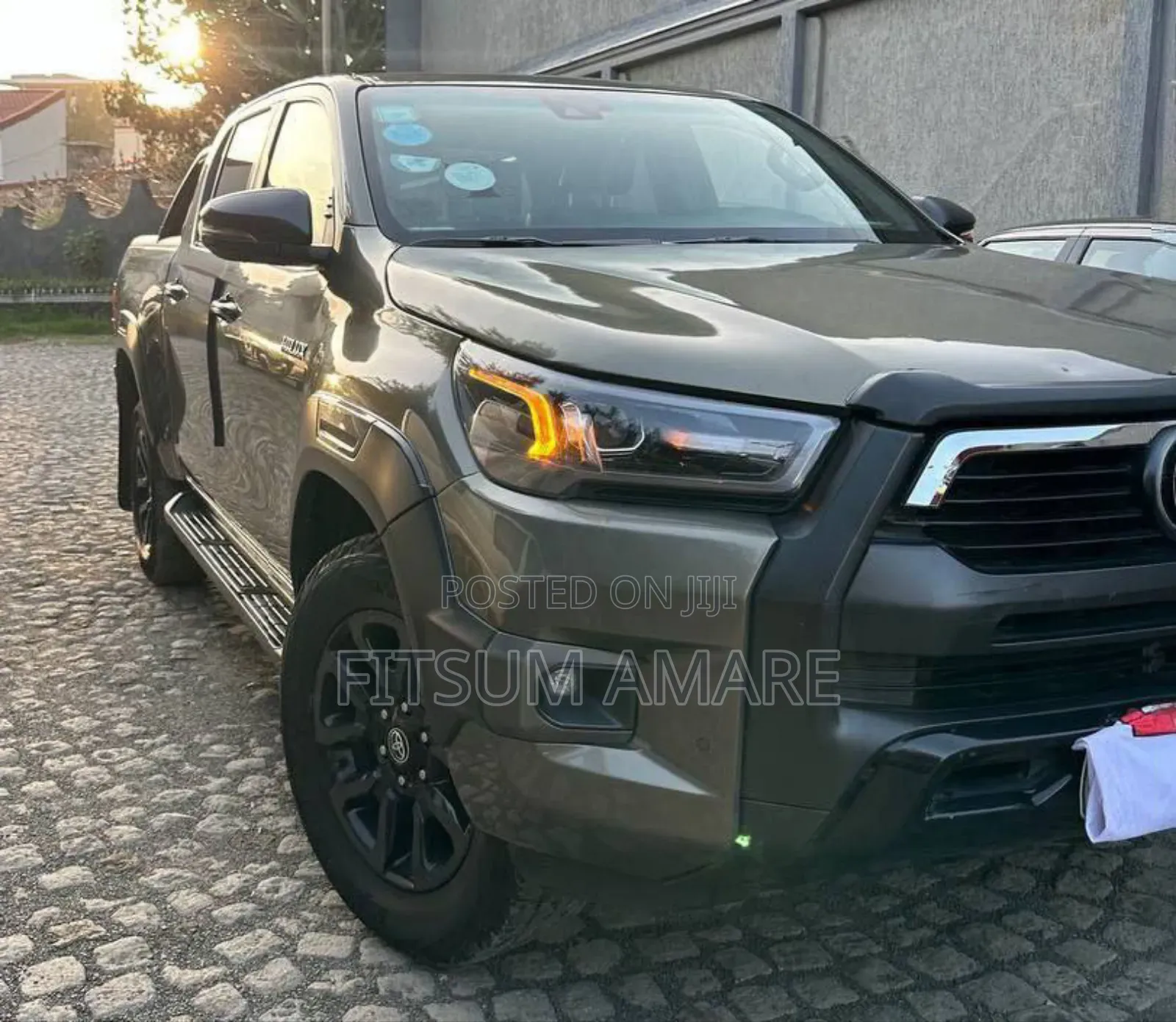 Toyota Hilux 2022 Gray