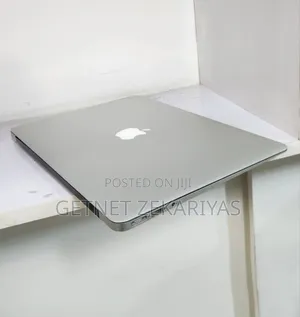 New Laptop Apple MacBook Air 2017 8GB Intel Core I5 SSD 256GB