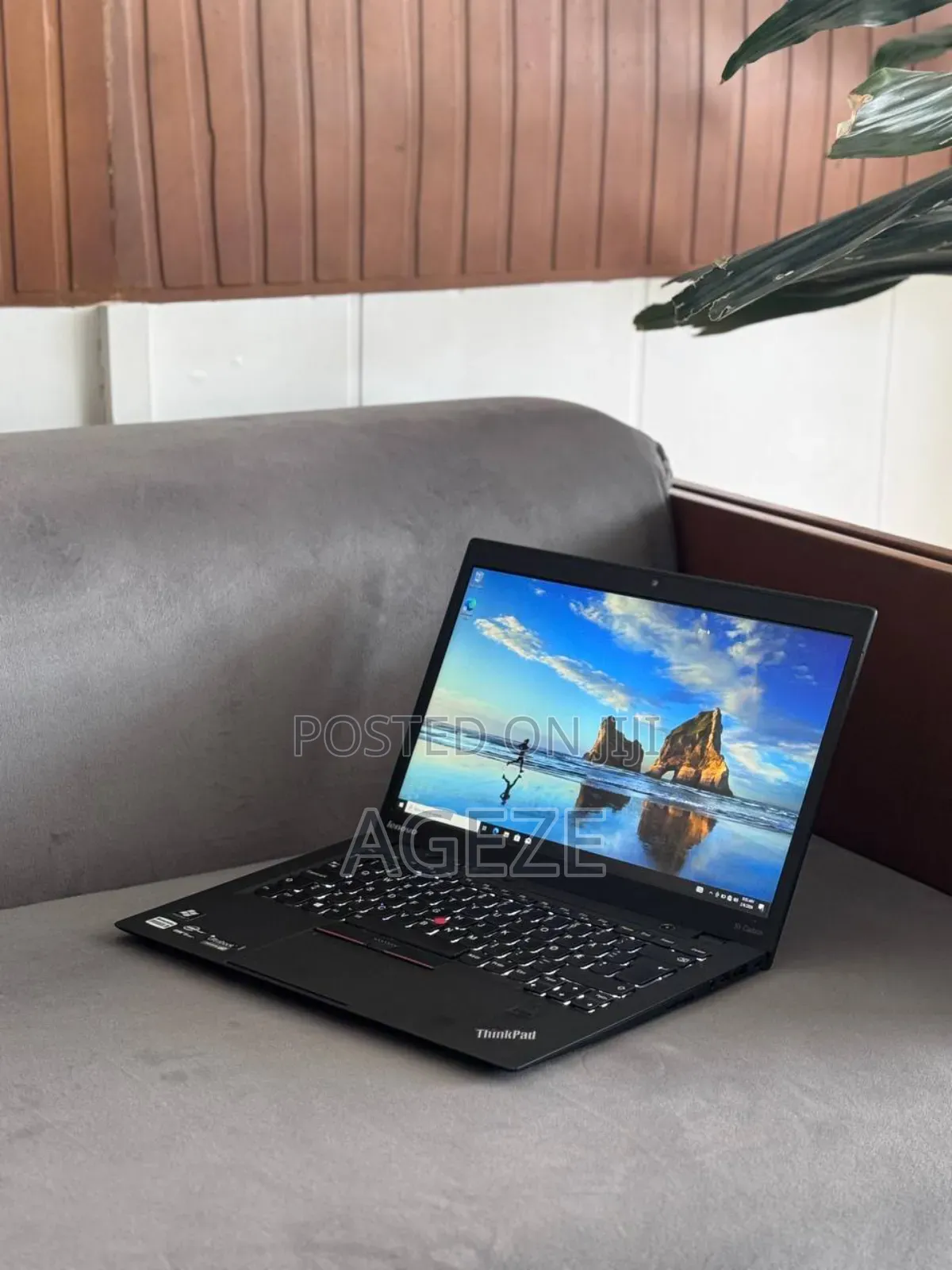 Laptop Lenovo Chromebook C330 8GB Intel Core I5 SSD 256GB
