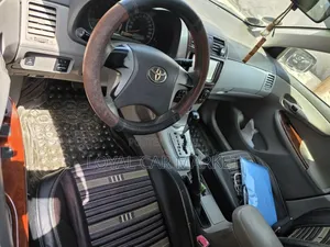 Toyota Corolla 2010 Gray