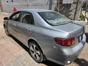 Toyota Corolla 2010 Gray