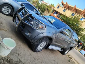 Toyota Hilux 2.5 D-4D 2007 Gray