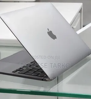 New Laptop Apple MacBook Pro M1 8GB Apple M1 SSD 256GB
