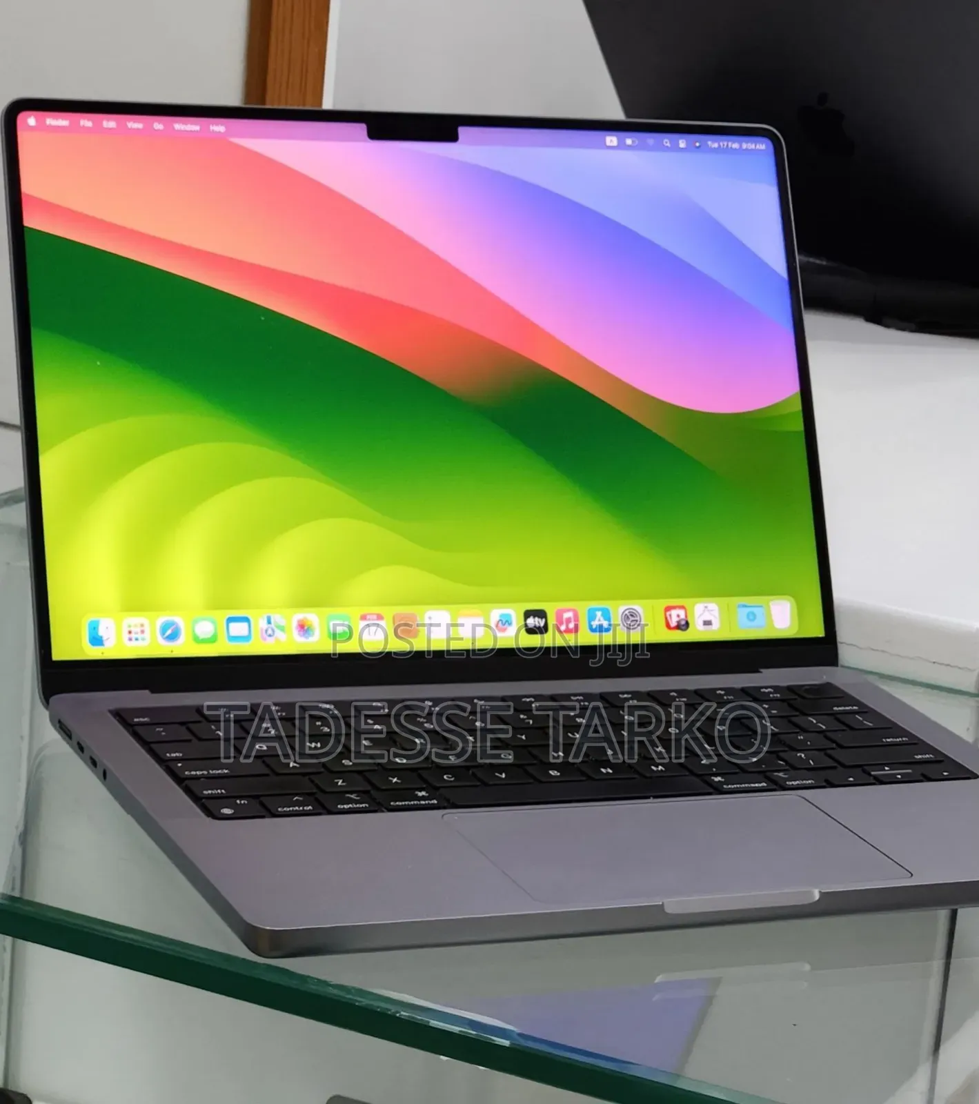 New Laptop Apple MacBook Pro 2021 M1 32GB Apple M1 Pro SSD 512GB