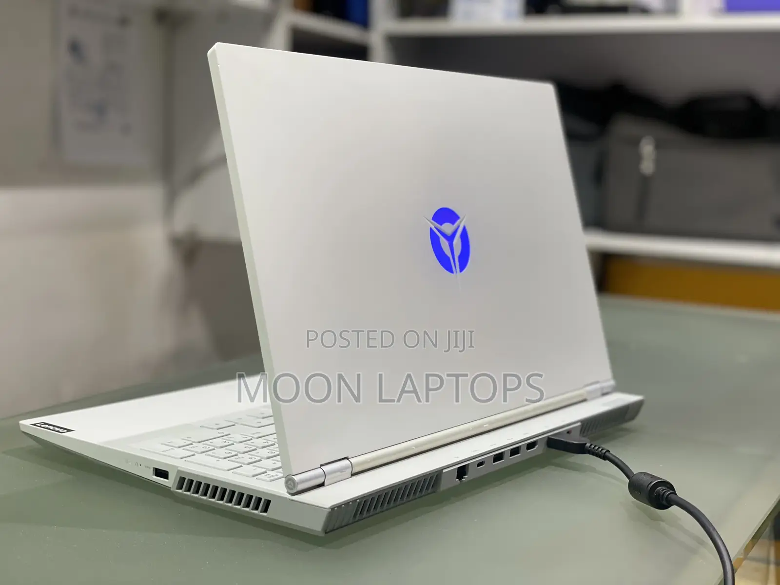 New Laptop Lenovo Legion 7 16GB AMD Ryzen 7 SSD 512GB