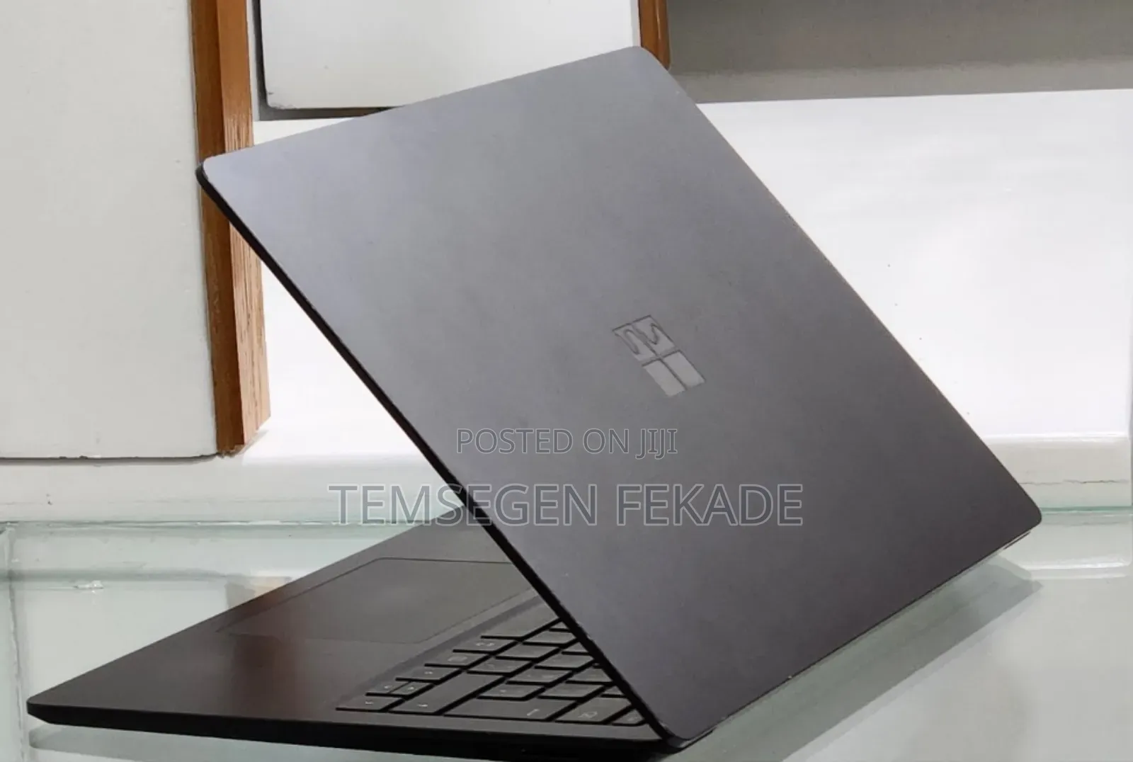 New Laptop Microsoft Surface 16GB Intel Core I7 SSD 512GB