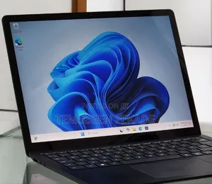 New Laptop Microsoft Surface 16GB Intel Core I7 SSD 512GB