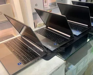 New Laptop HP 16GB Intel Core I7 SSD 512GB